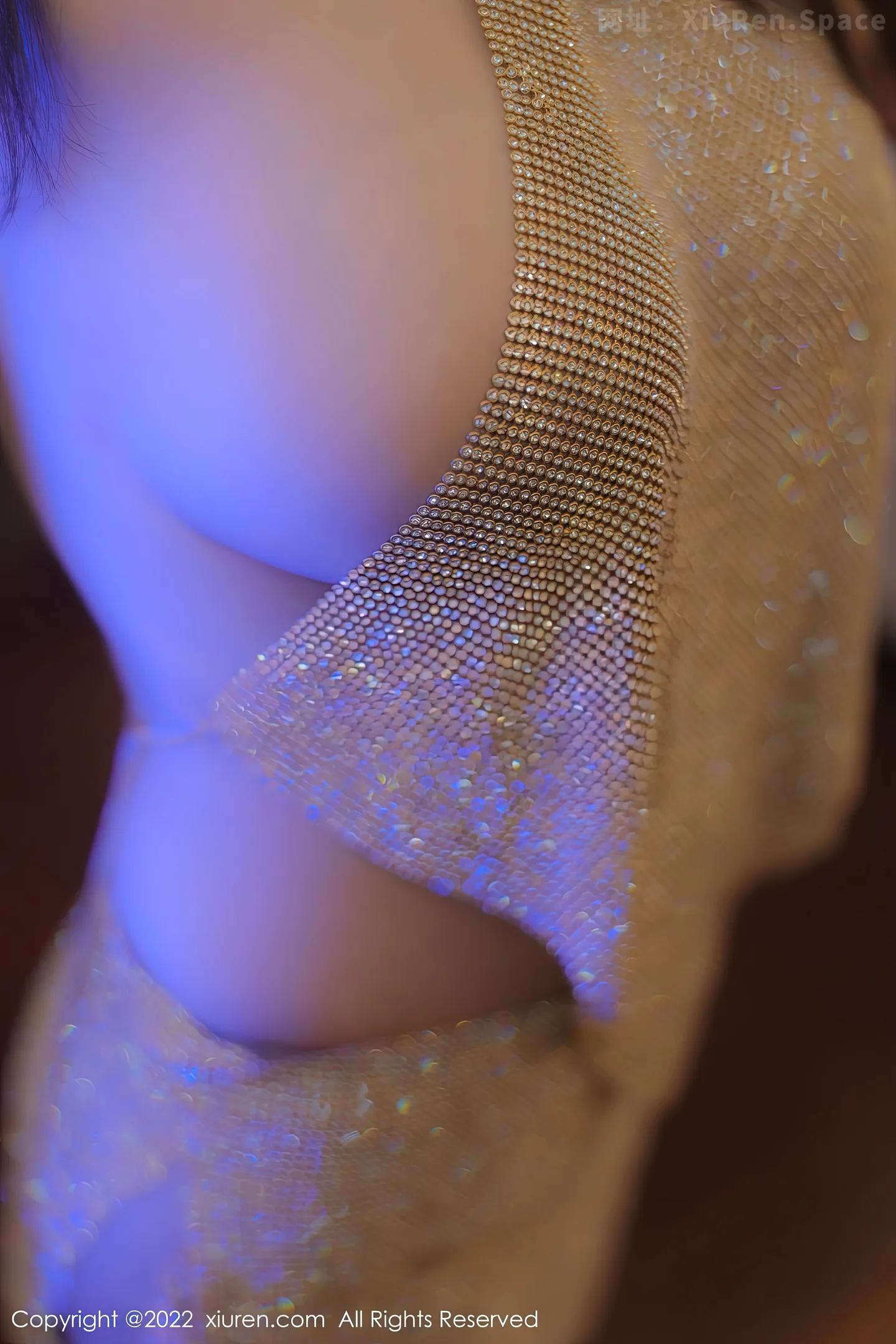 图片[5]-[XiuRen秀人网]2022.12.22 VOL.6034 陆萱萱 白色透视连衣裙与蕾丝内衣加肉丝美腿性感私房写真集-秀人网官方网站